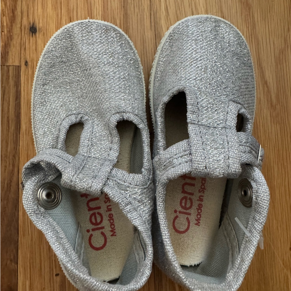 Cienta Silver Size 21